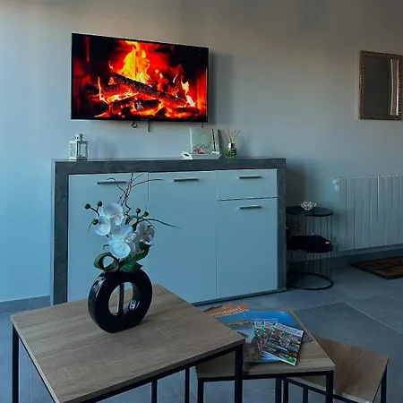 Port Apartment
